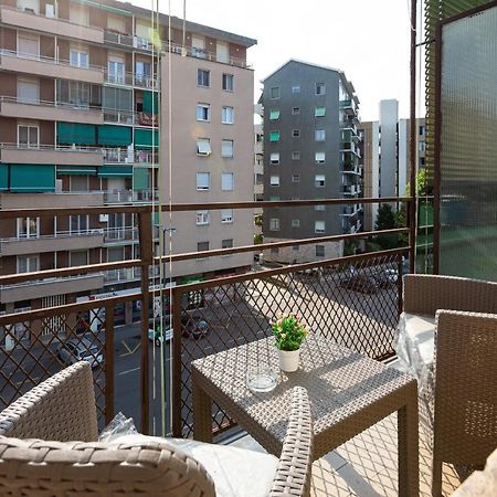 Appartamento Udine M2 Balcony Apt Milano Esterno foto