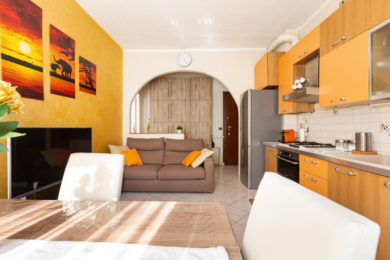 Appartamento Udine M2 Balcony Apt Milano Esterno foto