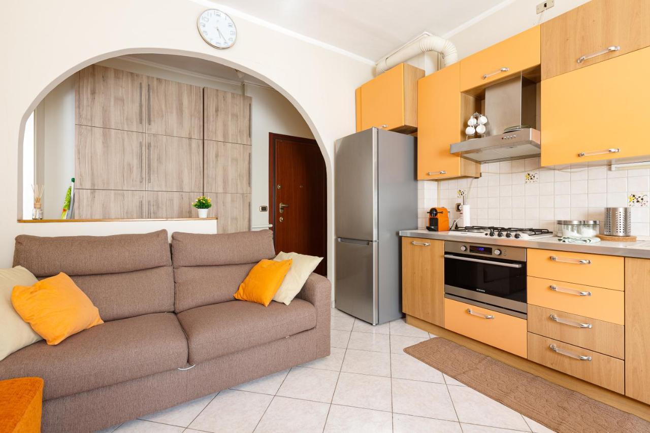 Appartamento Udine M2 Balcony Apt Milano Esterno foto