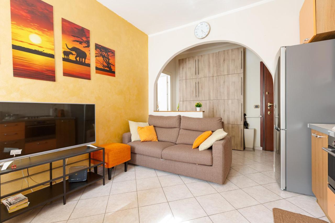 Appartamento Udine M2 Balcony Apt Milano Esterno foto