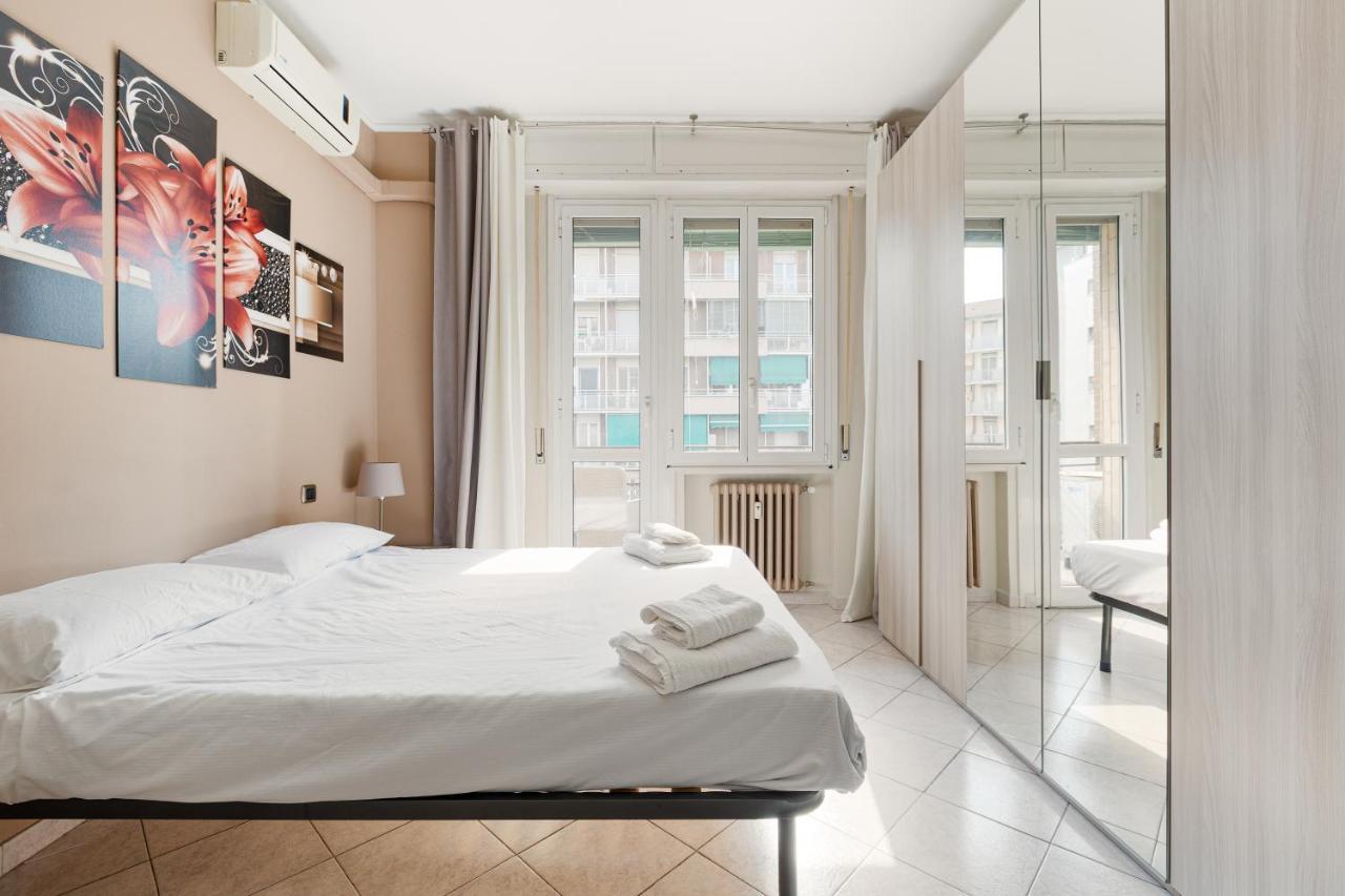 Appartamento Udine M2 Balcony Apt Milano Esterno foto