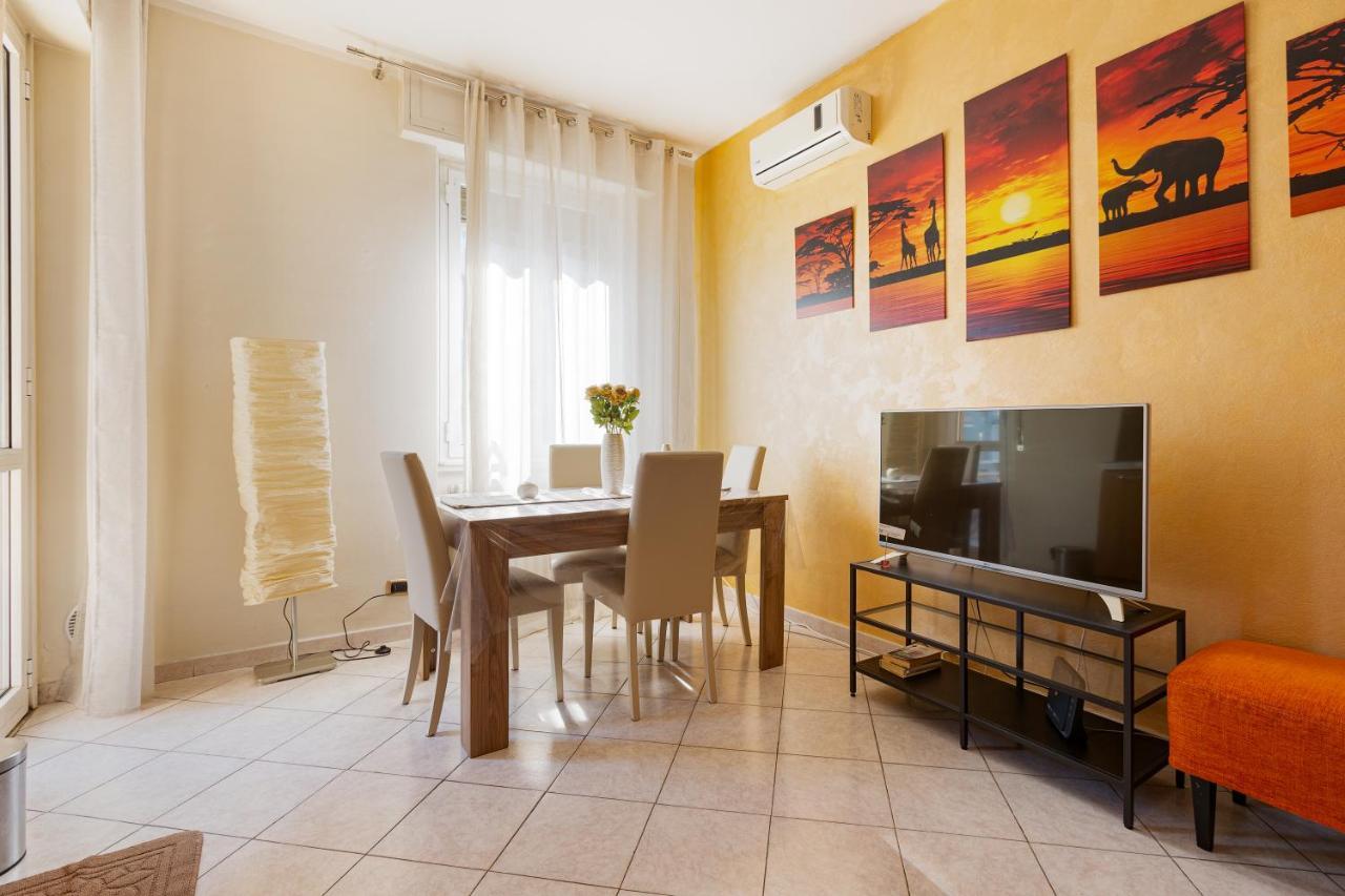 Appartamento Udine M2 Balcony Apt Milano Esterno foto